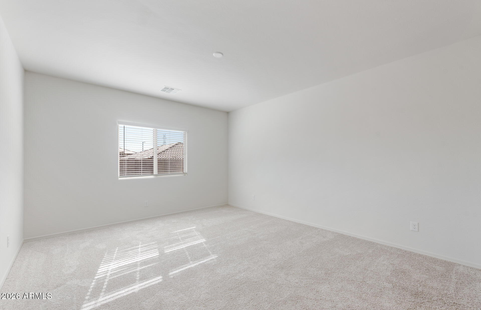 43020 West Palo Amarillo Road Maricopa, AZ 85138 - Photo 11 of 20 10- Owner Bedroom
