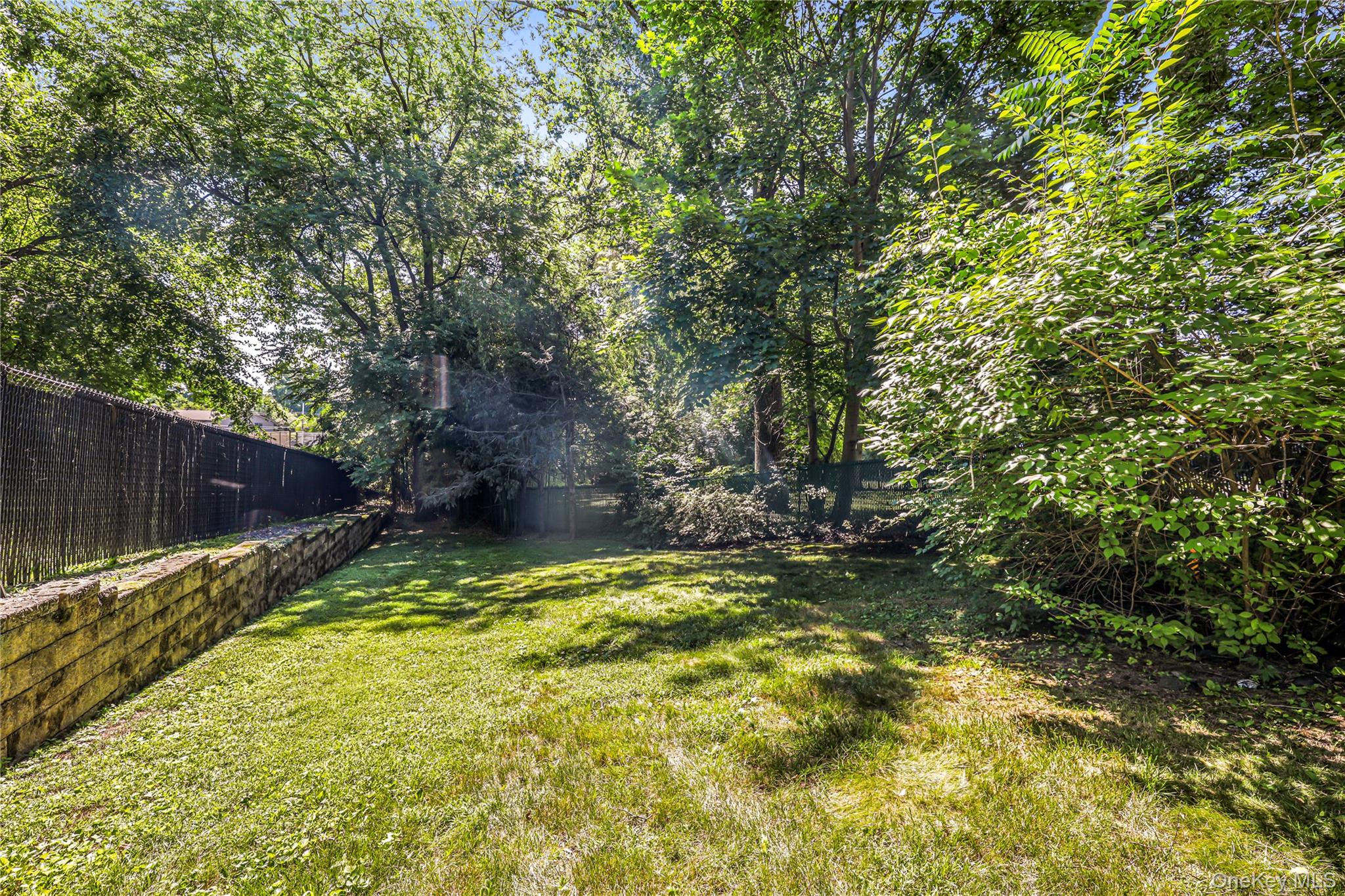 676 Scarsdale Road Tuckahoe, NY 10707 - Photo 21 of 24