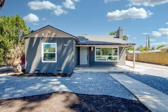 $399,000 | 1434 West Terrace Avenue, Fresno, CA 93705