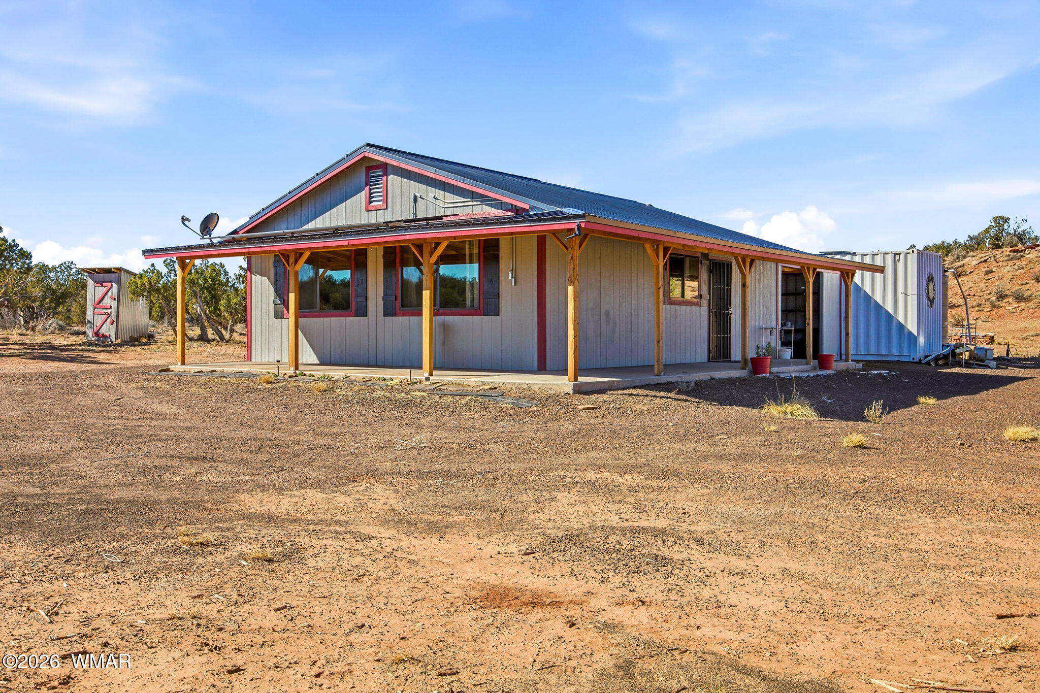 4306 El Dorado Road Snowflake, AZ 85937 - Photo 1 of 35 a front view of a house with a yard