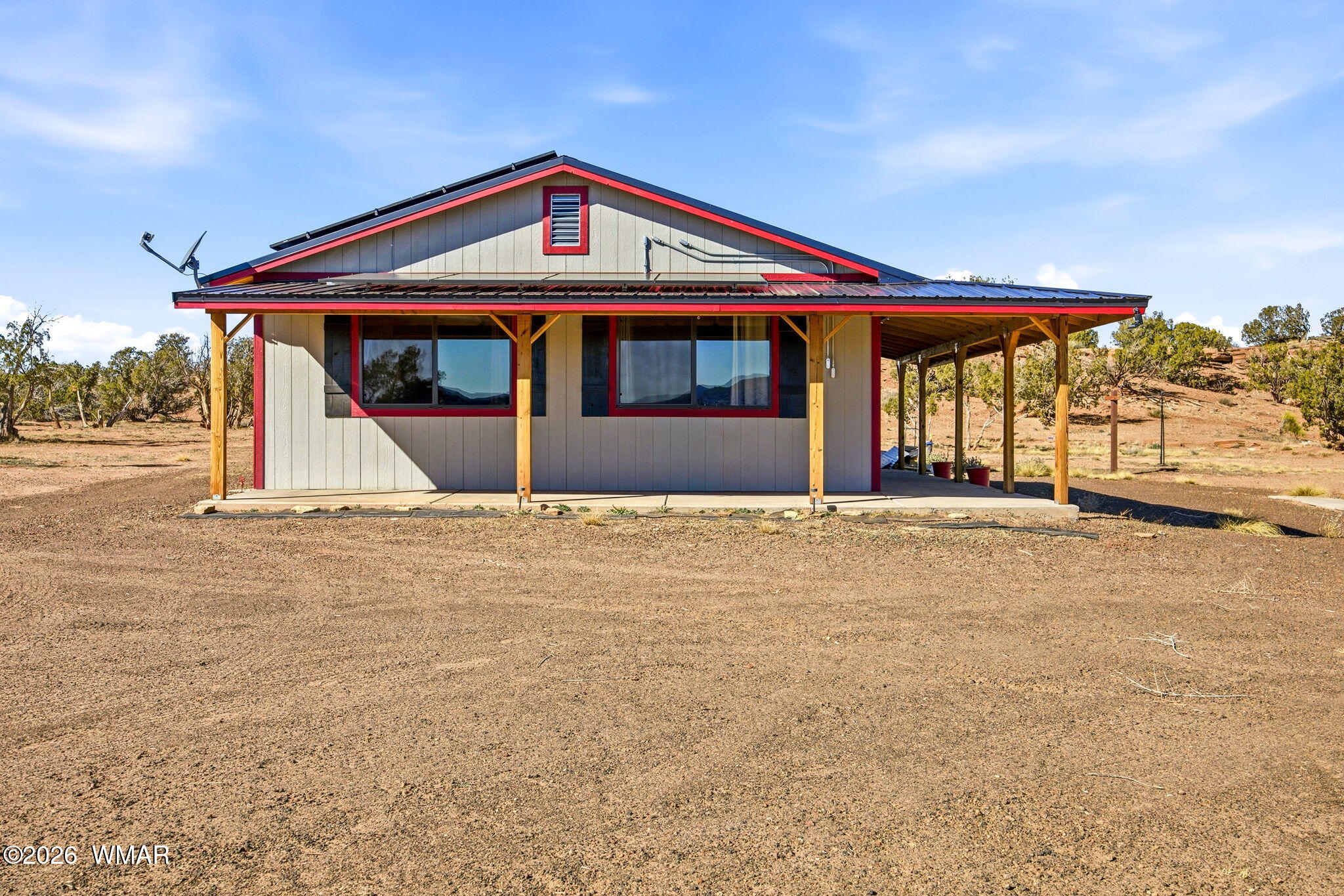 4306 El Dorado Road Snowflake, AZ 85937 - Photo 2 of 35 a front view of a house with a yard