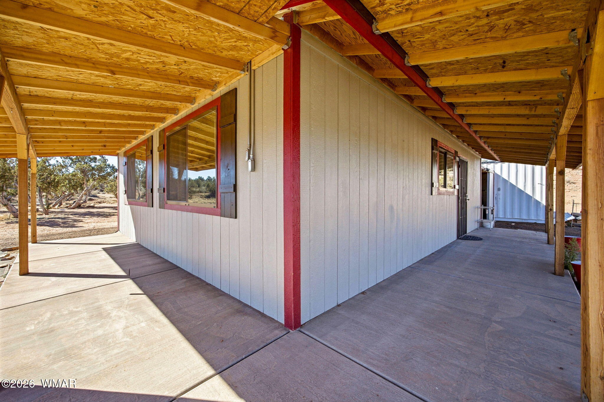 4306 El Dorado Road Snowflake, AZ 85937 - Photo 5 of 35 a view of a porch