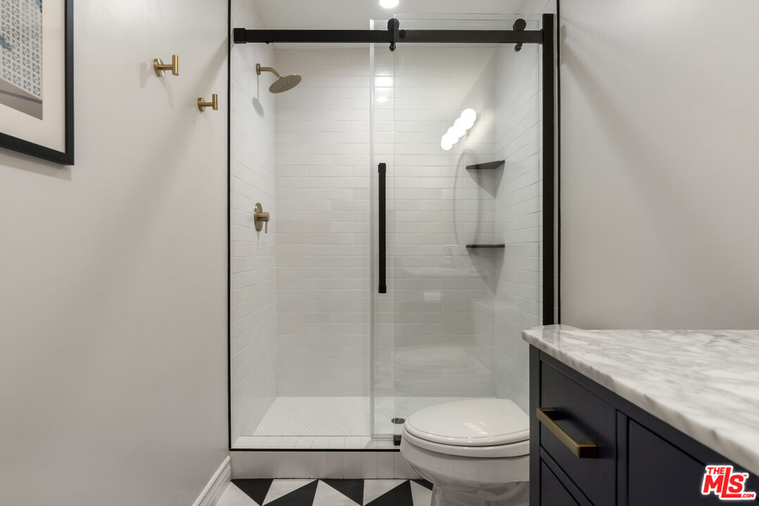 14560 Benefit Street, Unit 206 Sherman Oaks, CA 91403 - Photo 27 of 42