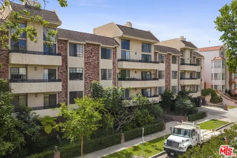 $898,000 | 14560 Benefit Street, Unit 206, Sherman Oaks, CA 91403