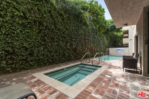 $898,000 | 14560 Benefit Street, Unit 206, Sherman Oaks, CA 91403