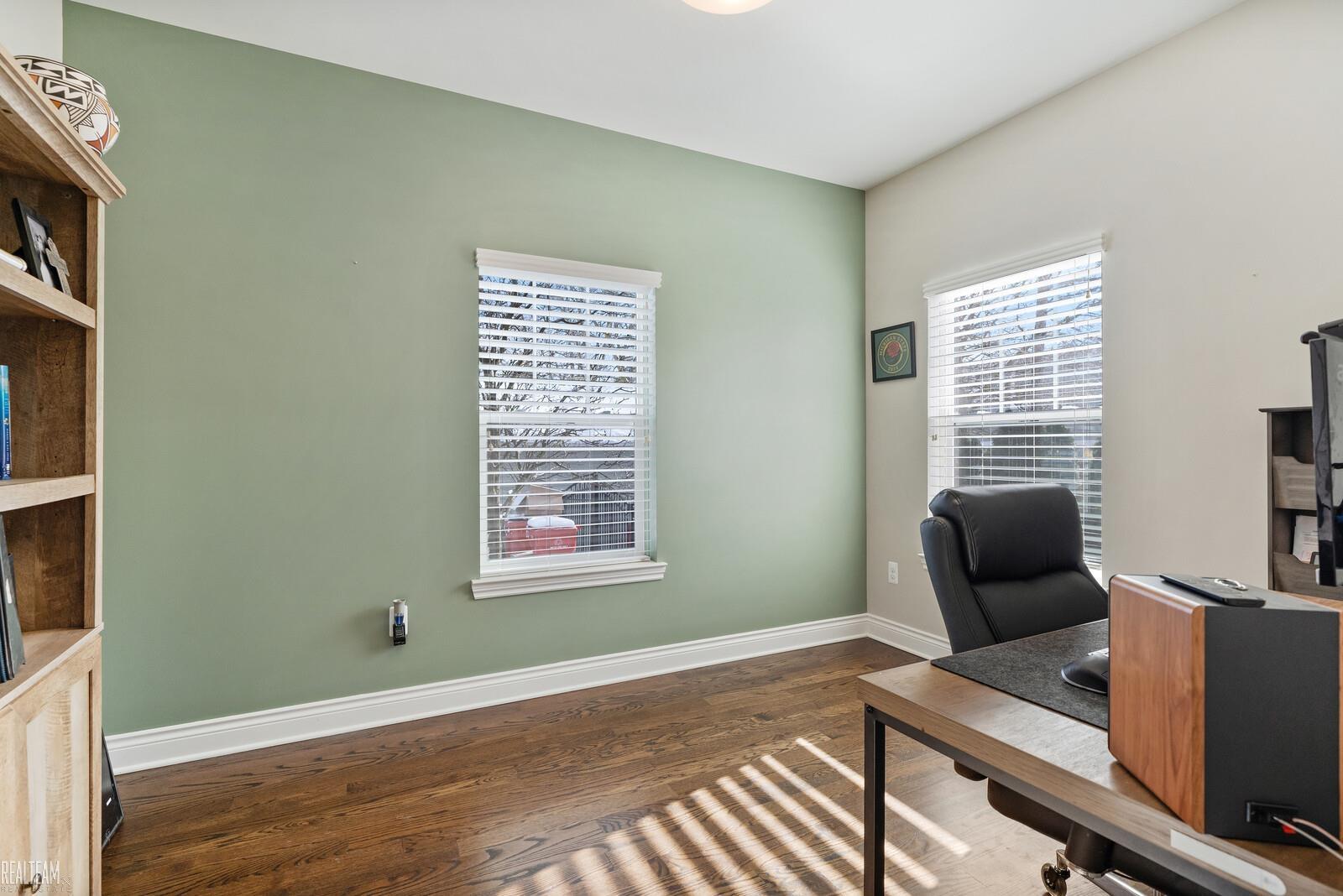 819 1st Street Rochester, MI 48307 - Photo 23 of 47