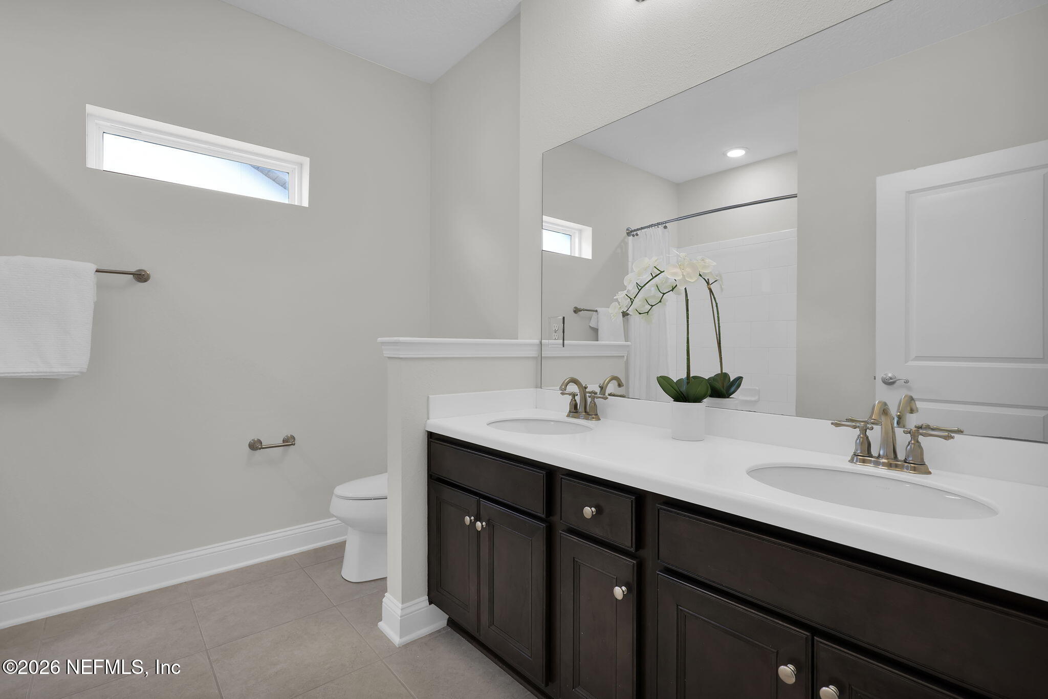 37 Rinaldo Way Ponte Vedra, FL 32081 - Photo 39 of 89 Upstairs full guest bathroom