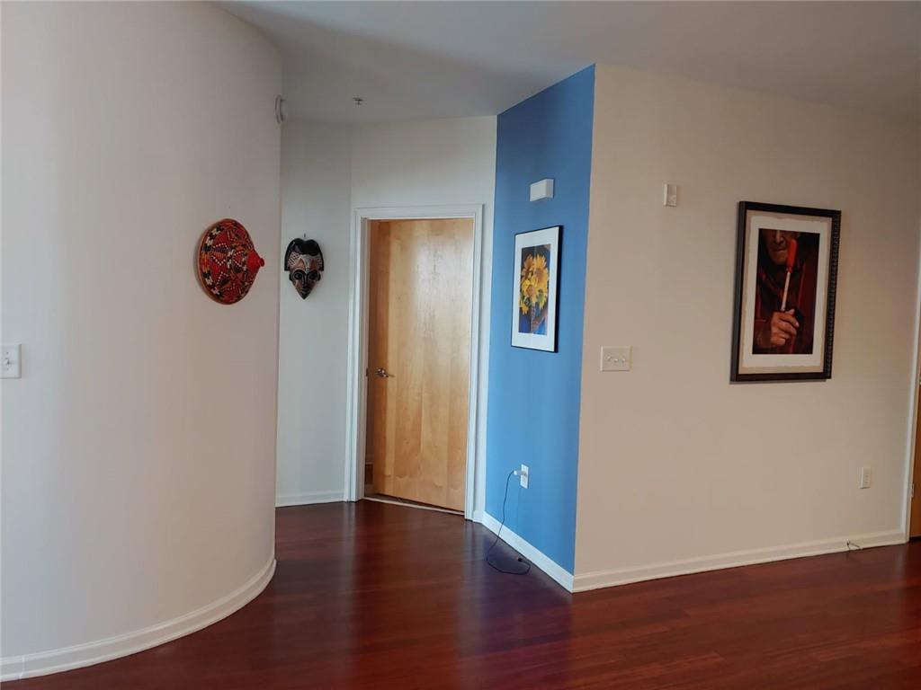 898 Oak Street Southwest, Unit 3405 Atlanta, GA 30310 - Photo 6 of 9 a view of an entryway with wooden floor