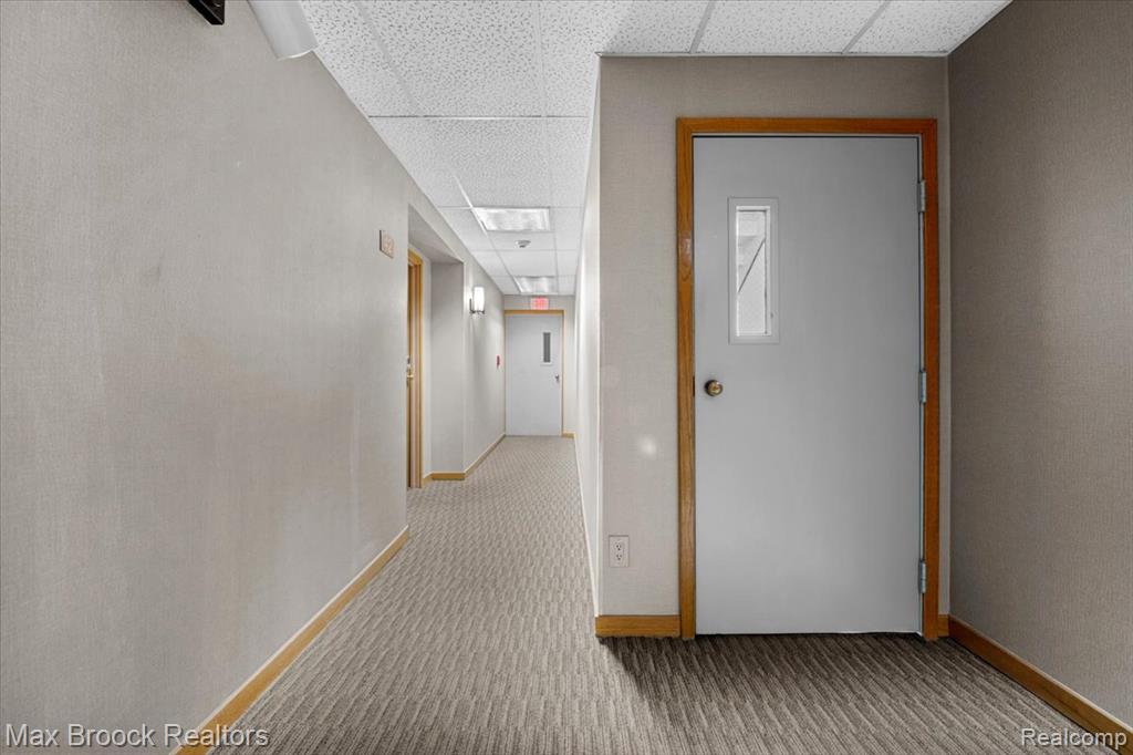 969 Green View Court, Unit 42 Rochester Hills, MI 48307 - Photo 6 of 41