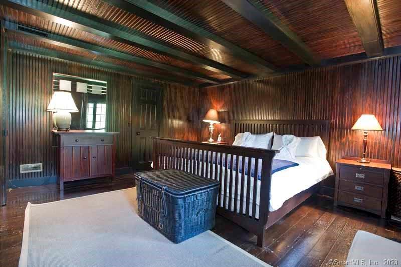 17 Kirby Road Washington, CT 06793 - Photo 5 of 20 a bed room with a bed and a window