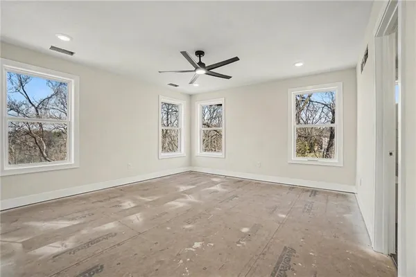 $550,000 | 5516 Northwest Verlin Drive, Kansas City, MO 64152