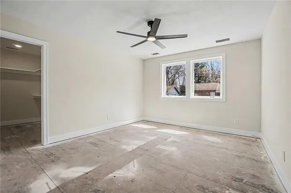$550,000 | 5516 Northwest Verlin Drive, Kansas City, MO 64152