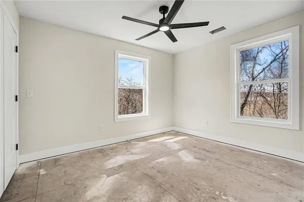$550,000 | 5516 Northwest Verlin Drive, Kansas City, MO 64152