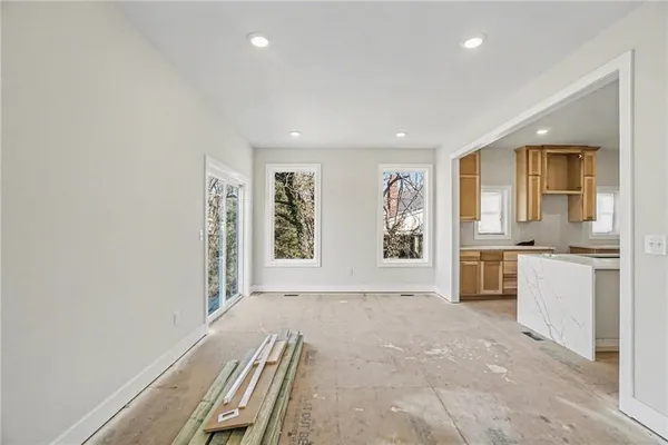 $550,000 | 5516 Northwest Verlin Drive, Kansas City, MO 64152