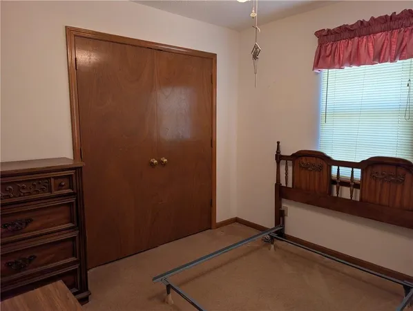 $230,000 | 1011 Bedford Drive, Warrensburg, MO 64093