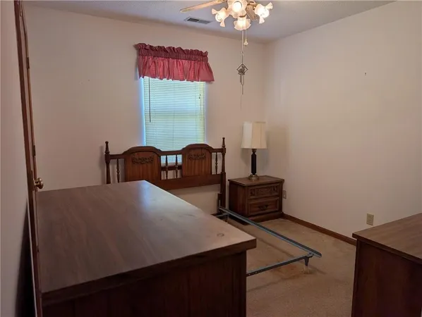 $230,000 | 1011 Bedford Drive, Warrensburg, MO 64093