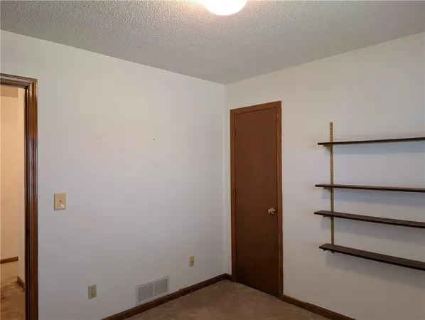 $230,000 | 1011 Bedford Drive, Warrensburg, MO 64093