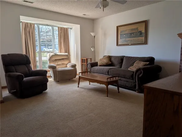 $230,000 | 1011 Bedford Drive, Warrensburg, MO 64093