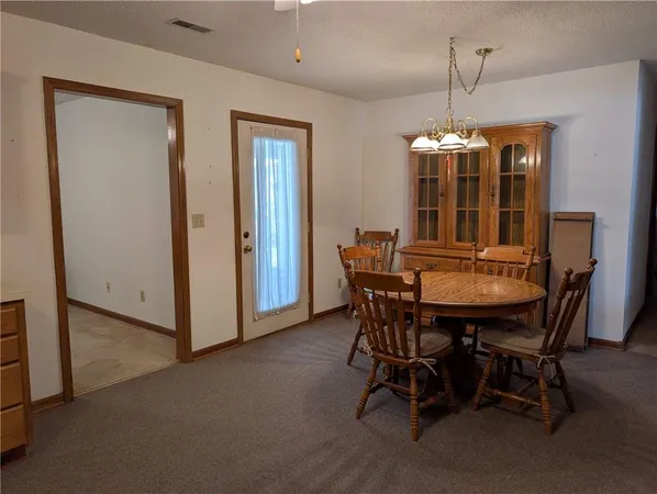 $230,000 | 1011 Bedford Drive, Warrensburg, MO 64093