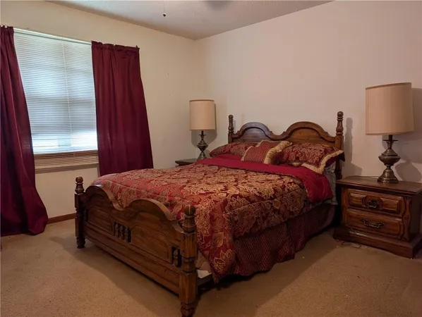 $230,000 | 1011 Bedford Drive, Warrensburg, MO 64093