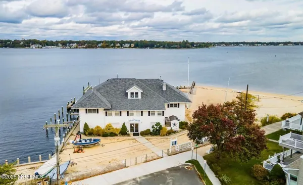 $845,000 | 318 East Cape May Avenue, Ocean Gate, NJ 08740