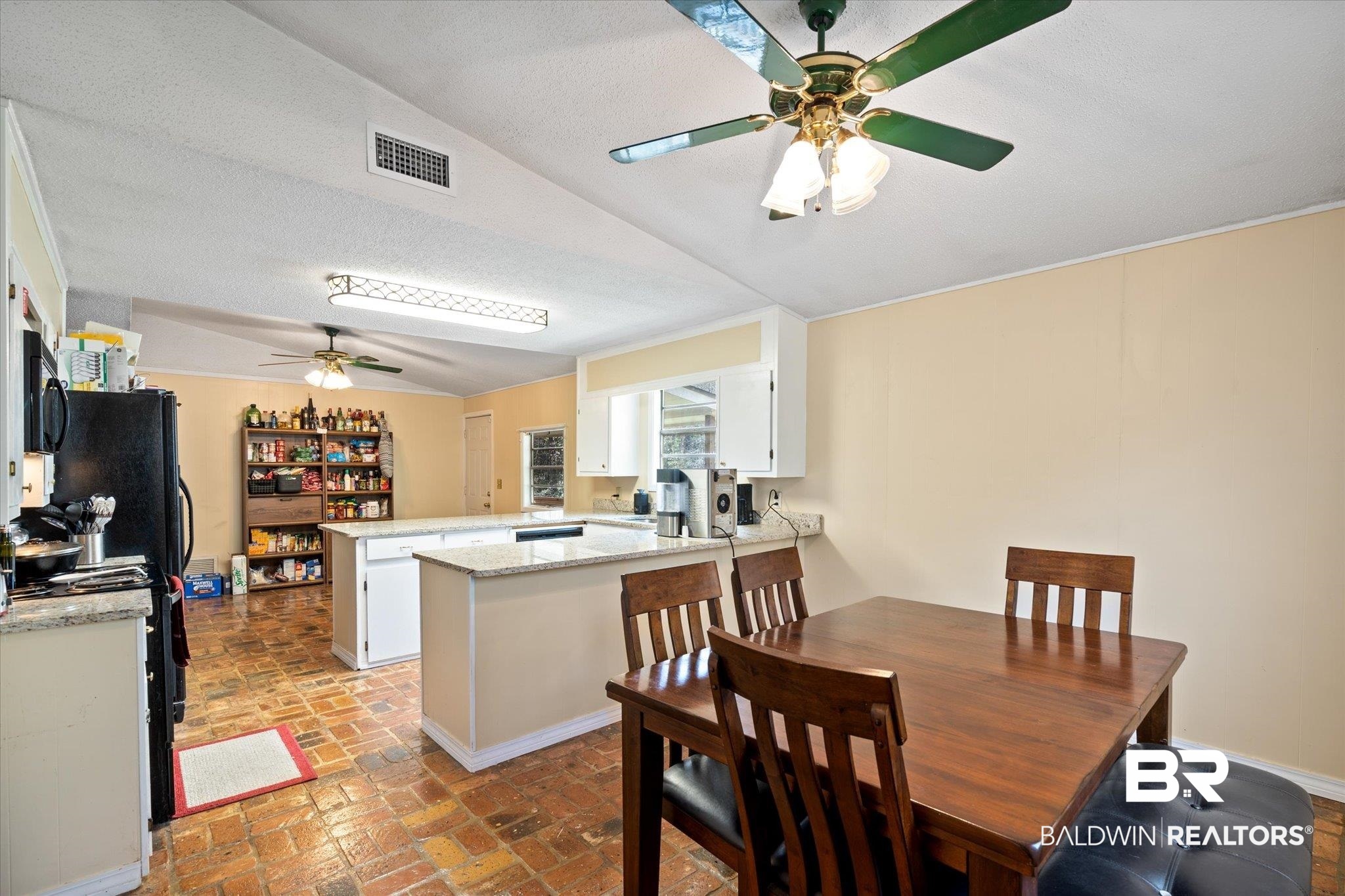 5870 Magnolia Road Theodore, AL 36582 - Photo 8 of 33
