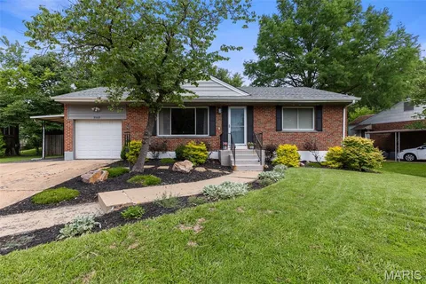 $300,000 | 9509 Arban Drive, St. Louis, MO 63126