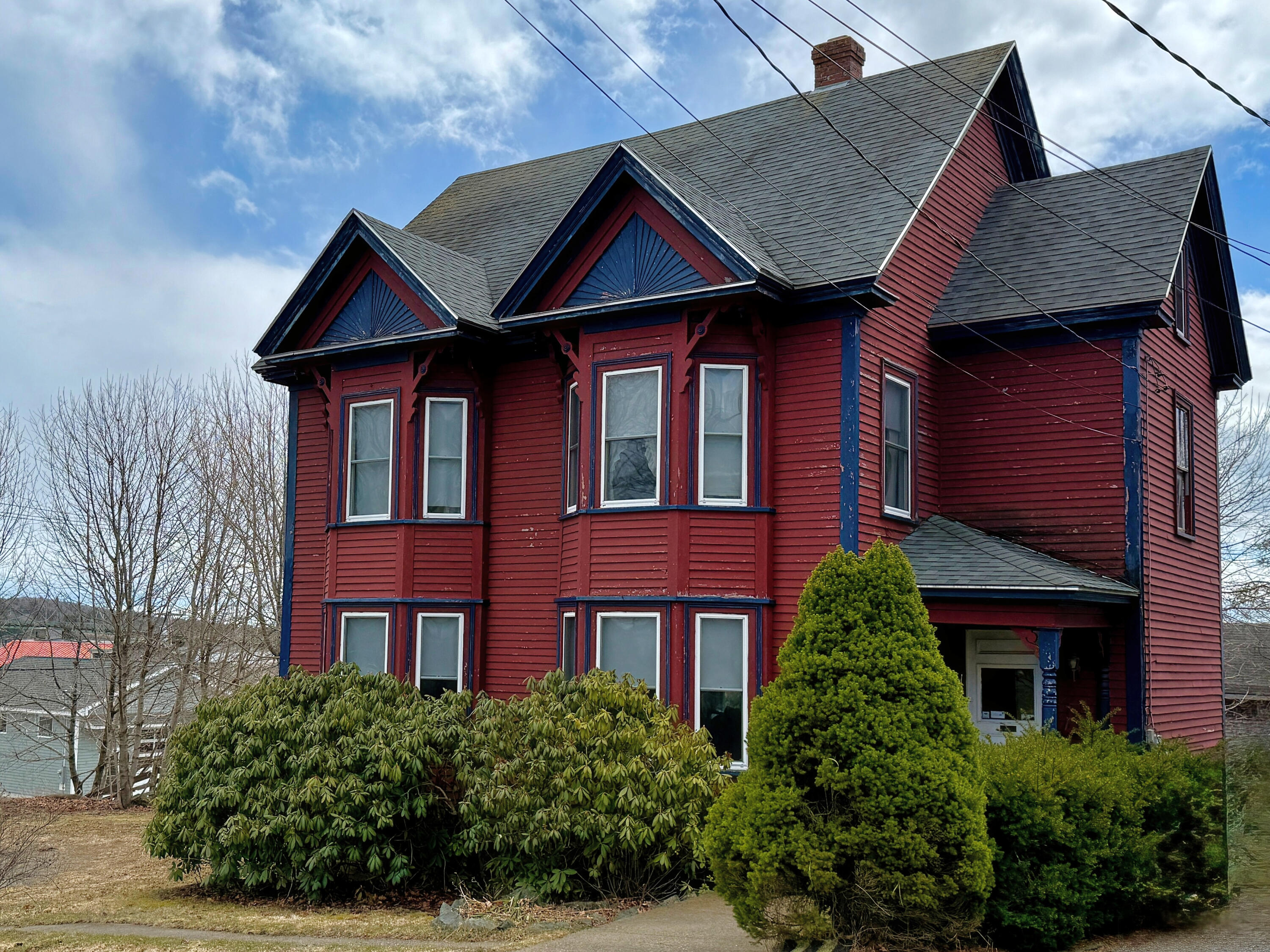 16 School Street Lubec, ME 04652 - Photo 1 of 25 Exterior Using