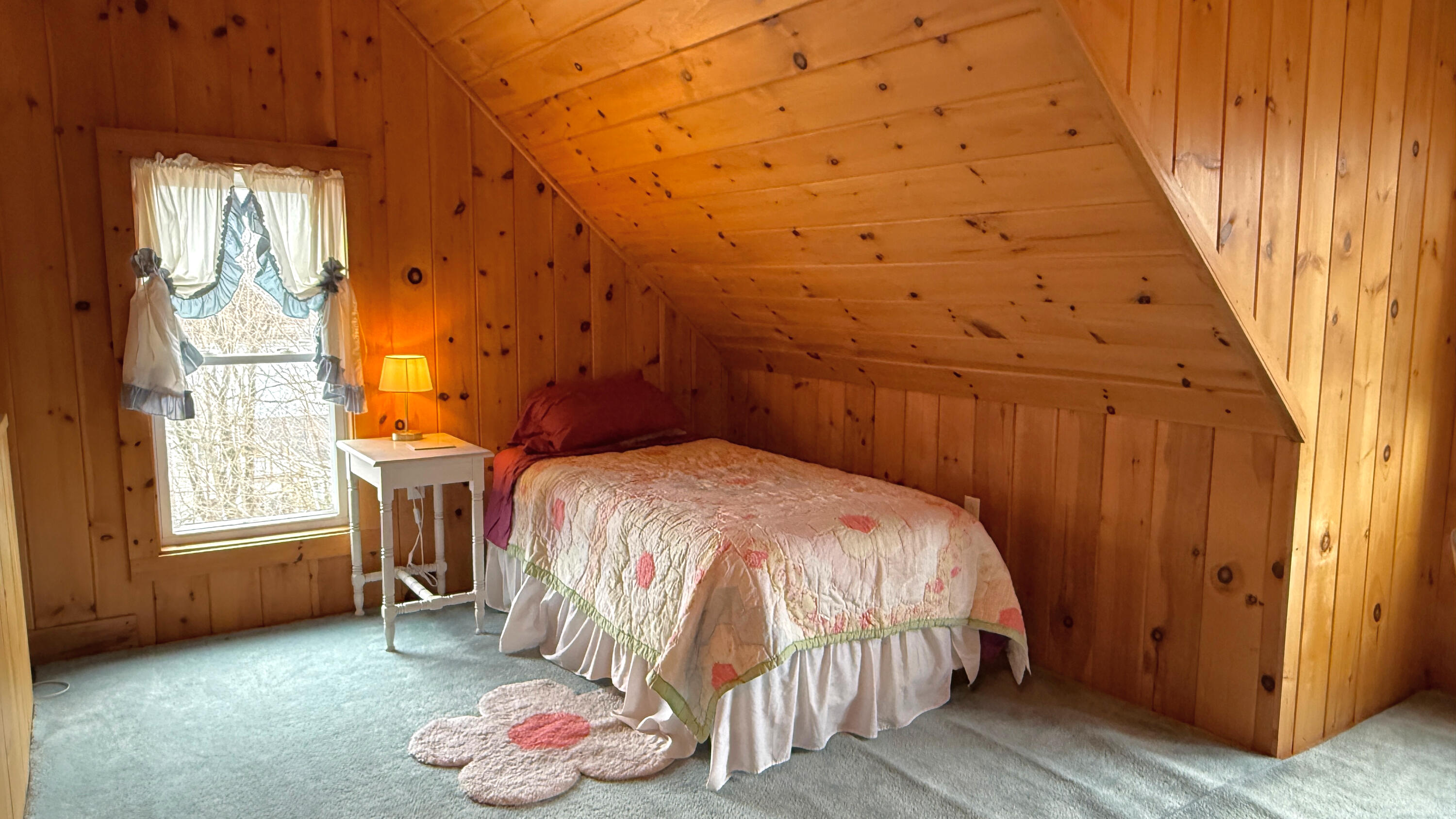 16 School Street Lubec, ME 04652 - Photo 18 of 25 Loft (1)