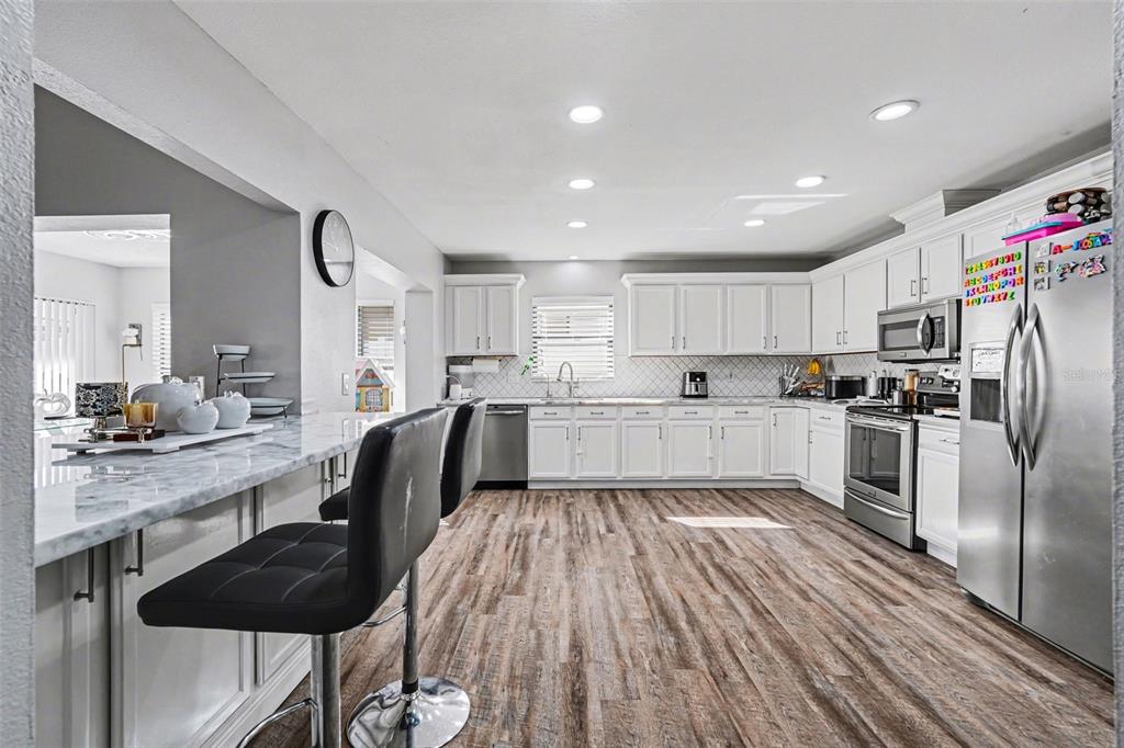 1710 Tallowtree Circle Valrico, FL 33594 - Photo 13 of 30