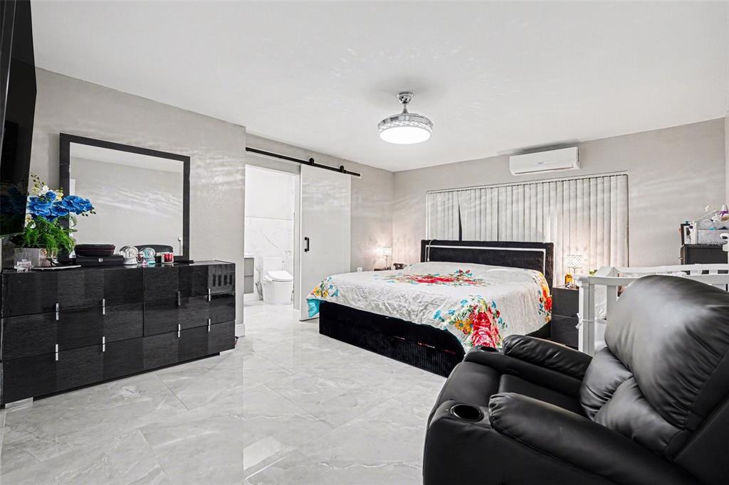 1710 Tallowtree Circle Valrico, FL 33594 - Photo 21 of 30