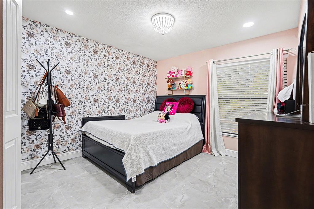 1710 Tallowtree Circle Valrico, FL 33594 - Photo 26 of 30