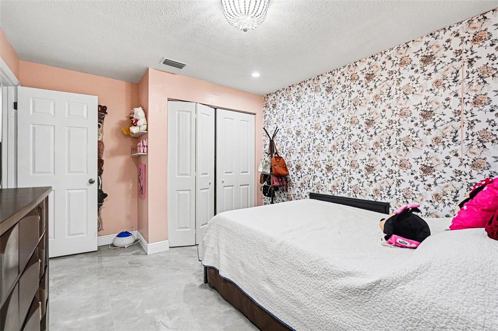 1710 Tallowtree Circle Valrico, FL 33594 - Photo 27 of 30