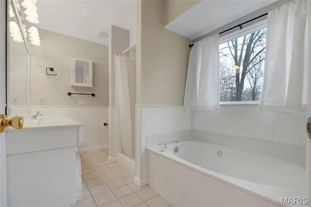 $320,000 | 86 Fawn Oaks Drive, O'Fallon, MO 63366