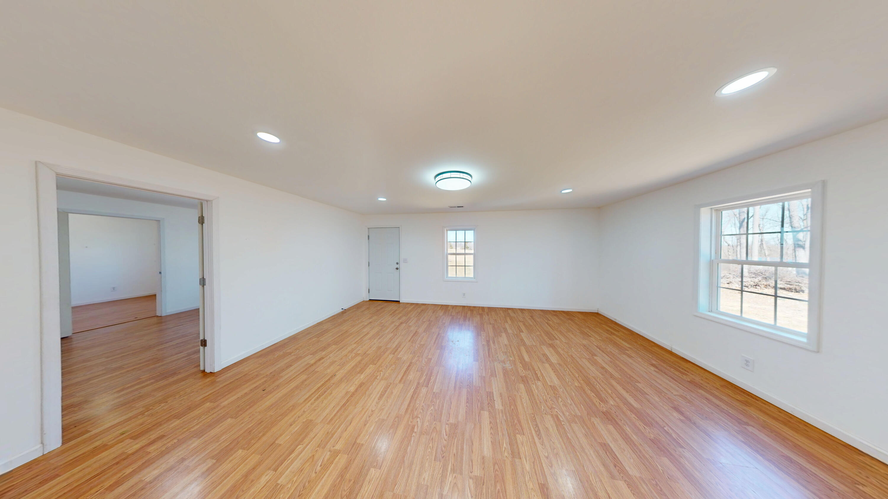 2837 Ogden Road Dayton, TN 37321 - Photo 4 of 29 1-Living Room 1