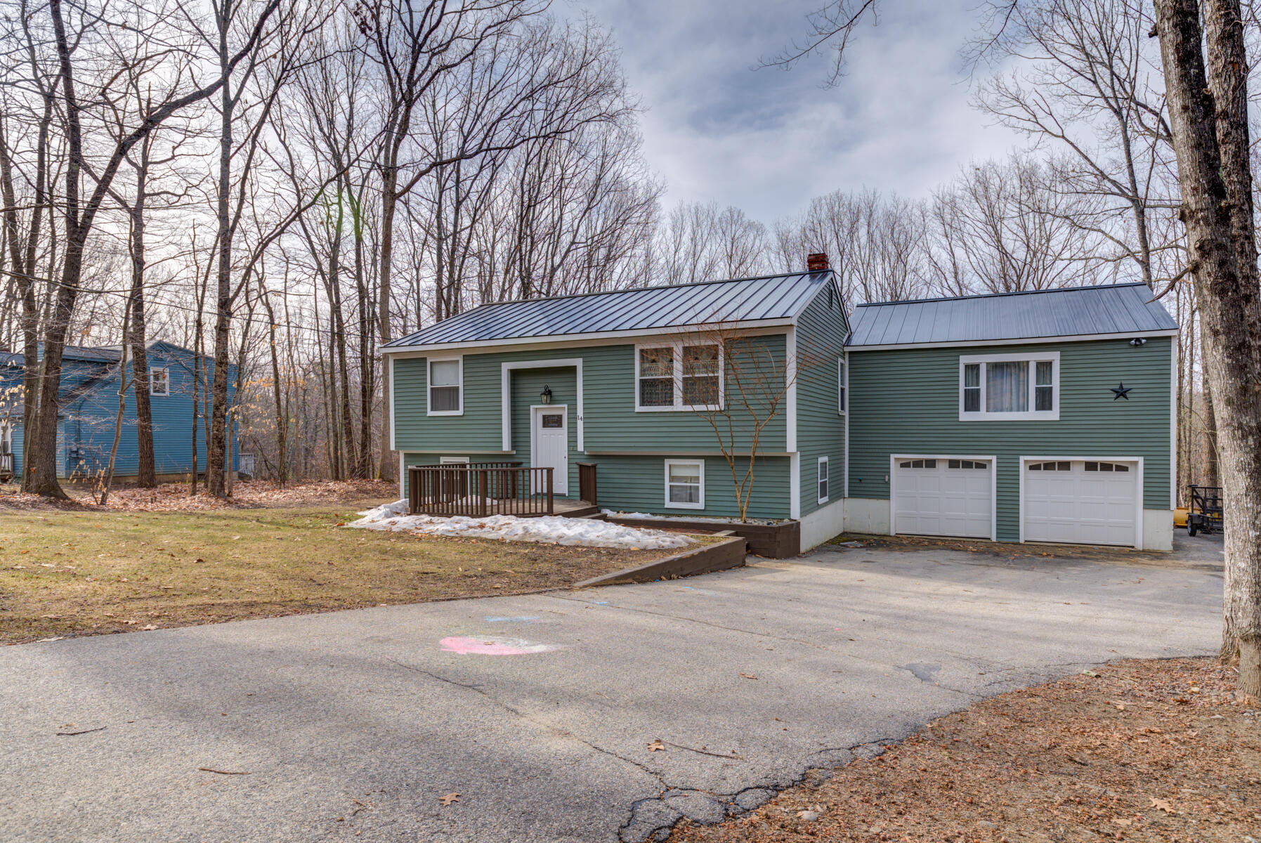 14 Mountain View Road North Waterboro, ME 04061 - Photo 2 of 42 Front