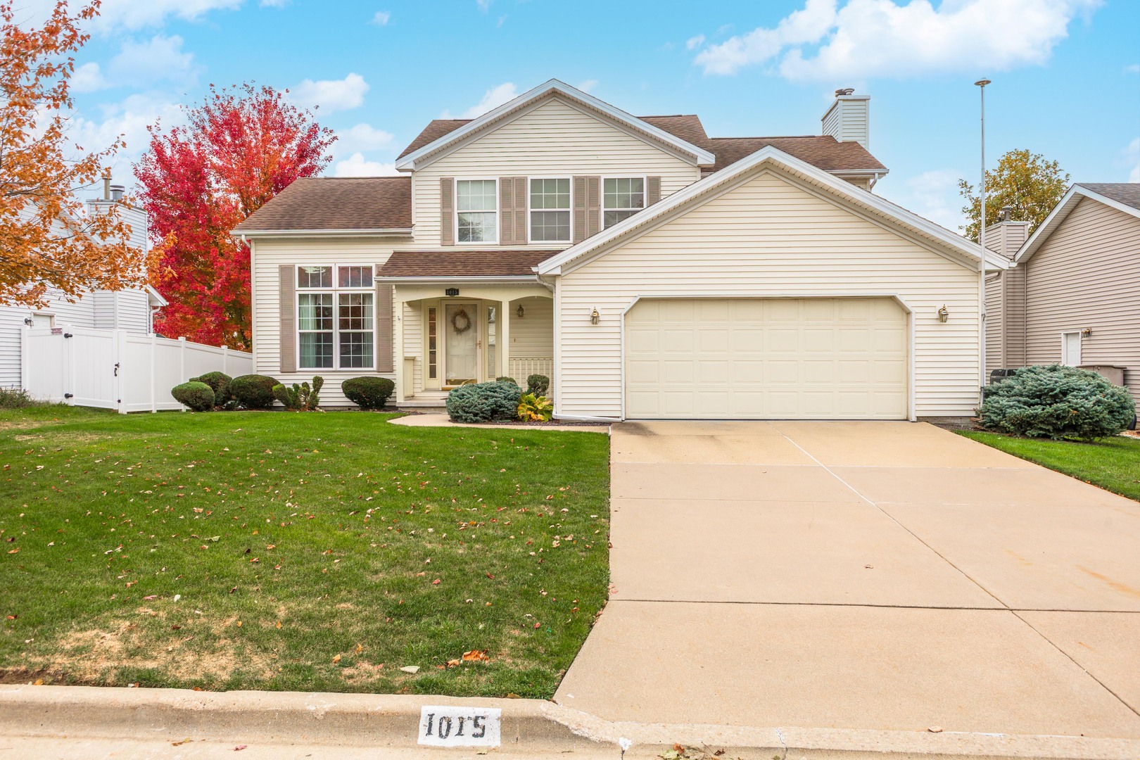 1015 Sawgrass Drive Normal, IL 61761 - Photo 3 of 60