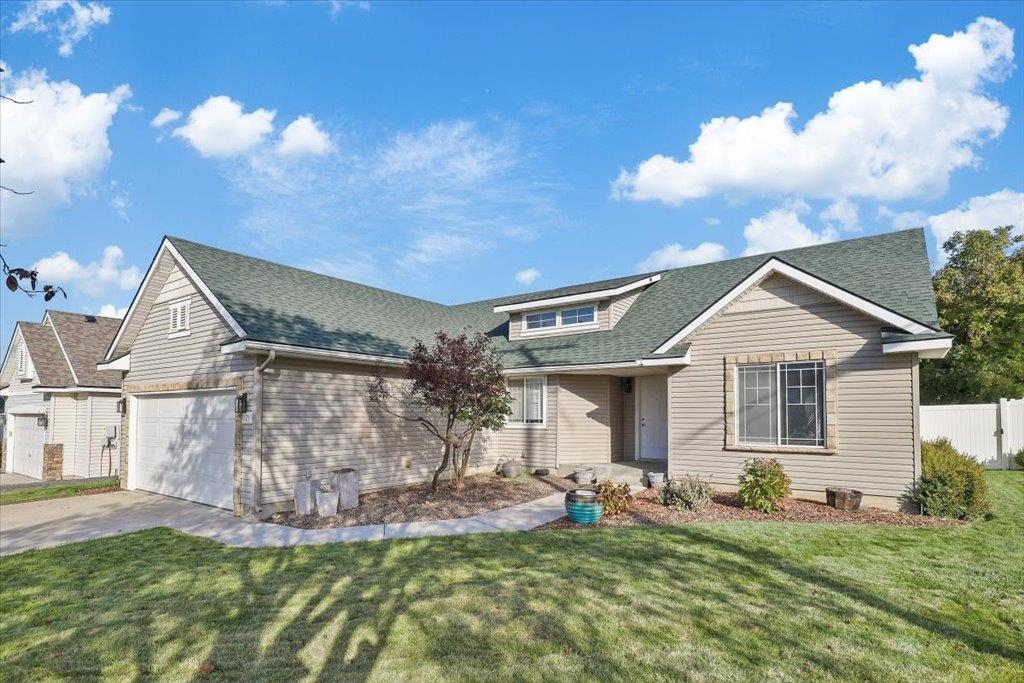 721 South McMillan Road Spokane Valley, WA 99016 - Photo 2 of 35