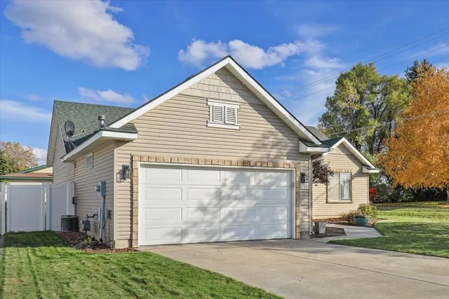 $440,000 | 721 South McMillan Road, Spokane Valley, WA 99016