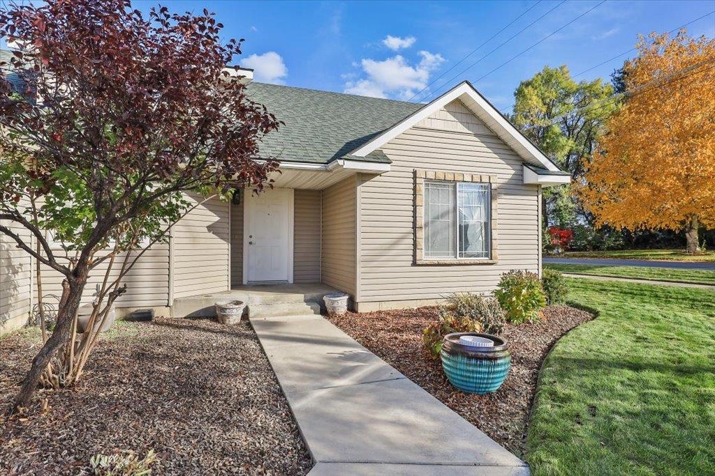 721 South McMillan Road Spokane Valley, WA 99016 - Photo 5 of 35