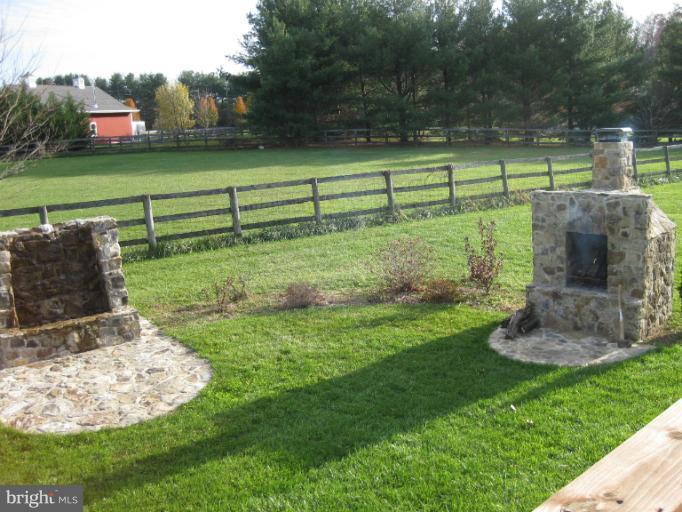 19740 Telegraph Springs Road Purcellville, VA 20132 - Photo 29 of 29 Exterior (Rear)