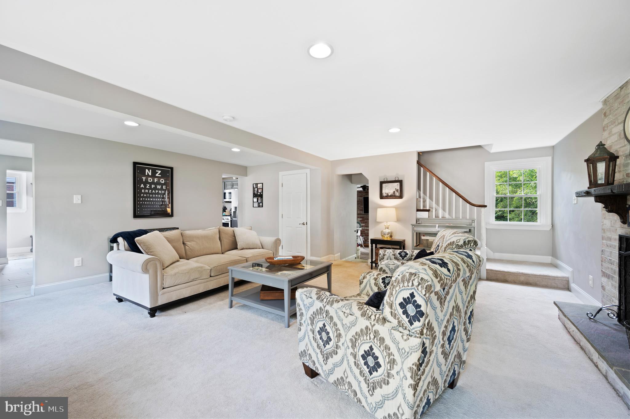 508 Maplewood Road Springfield, PA 19064 - Photo 3 of 20