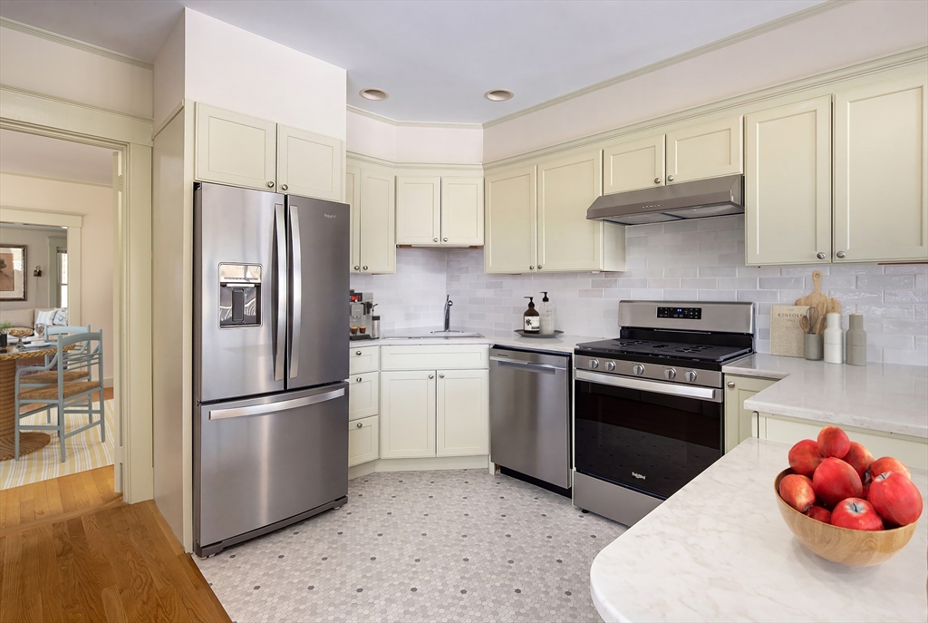 329 Front Street Marion, MA 02738 - Photo 25 of 42