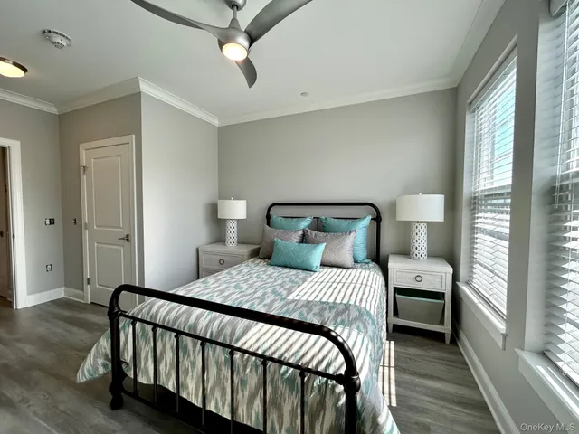 $2,995 | 75 East Hoffman Avenue, Unit 1086, Lindenhurst, NY 11757