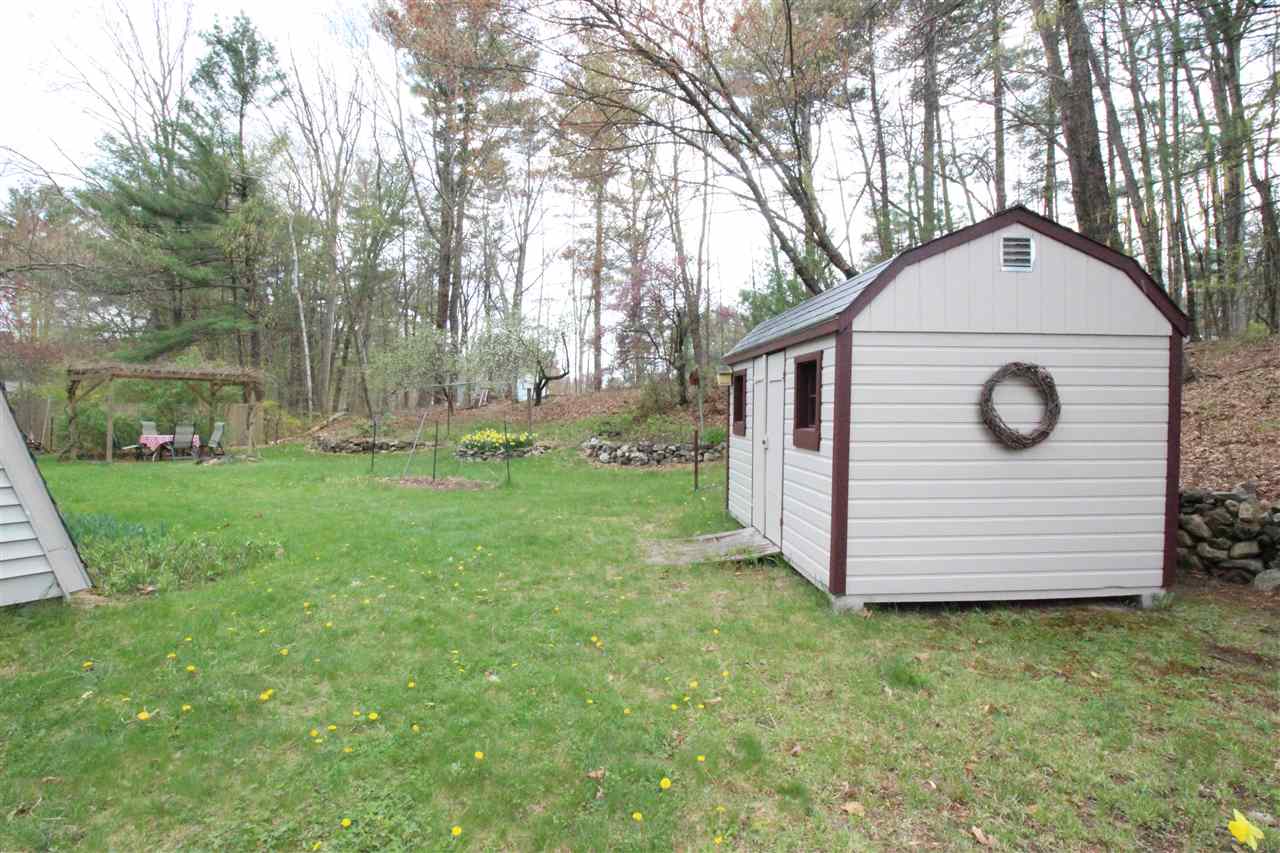14 Gail Road Merrimack, NH 03054 - Photo 34 of 37
