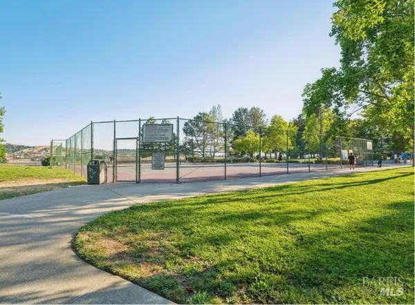 $392,000 | 810 Dover, Hercules, CA 94547