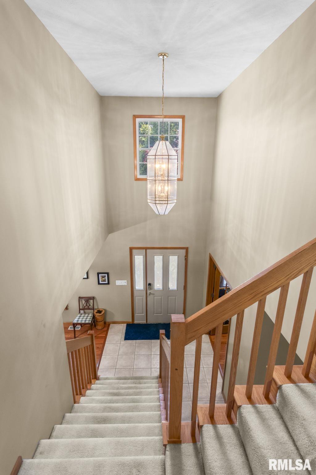 3908 Thackeray Drive Springfield, IL 62711 - Photo 7 of 43
