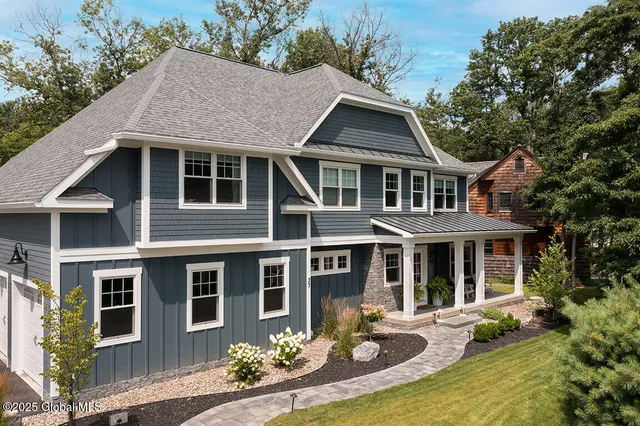 $842,000 | 19 Catalina Drive, Milton, NY 12020