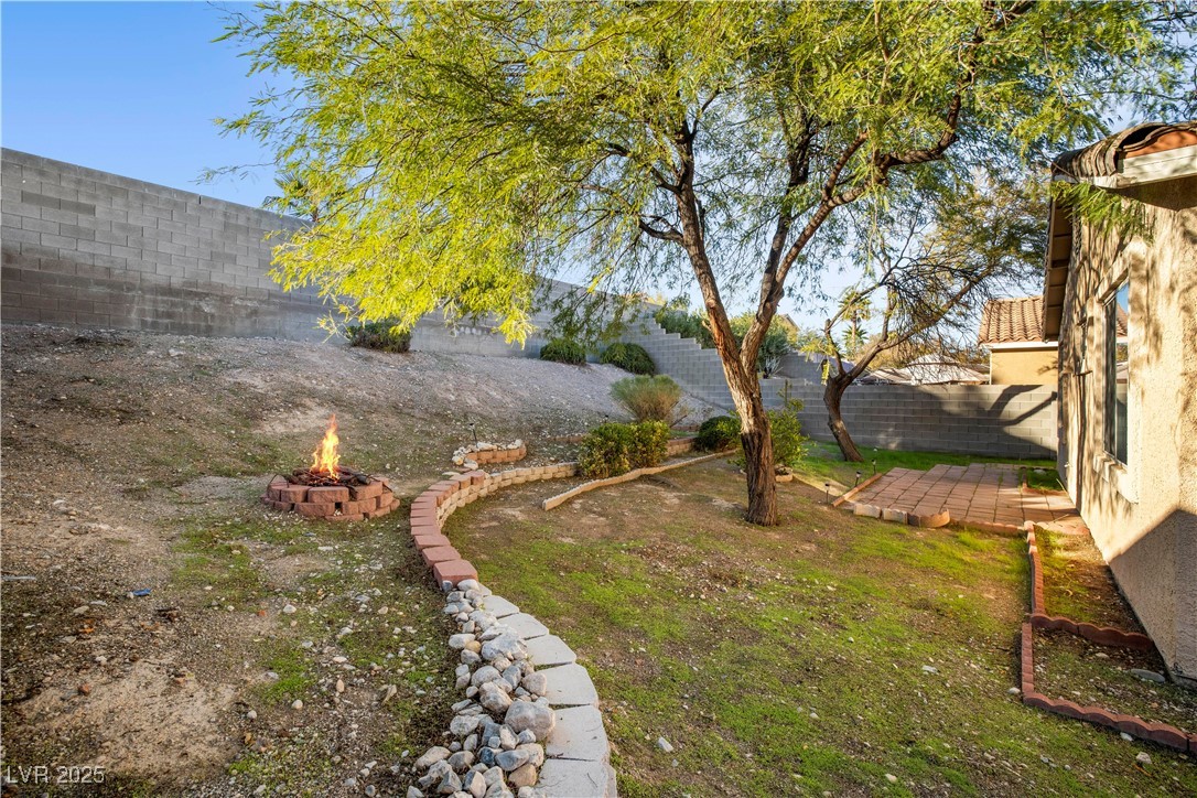 413 Magnolia Arbor Street Las Vegas, NV 89144 - Photo 16 of 18