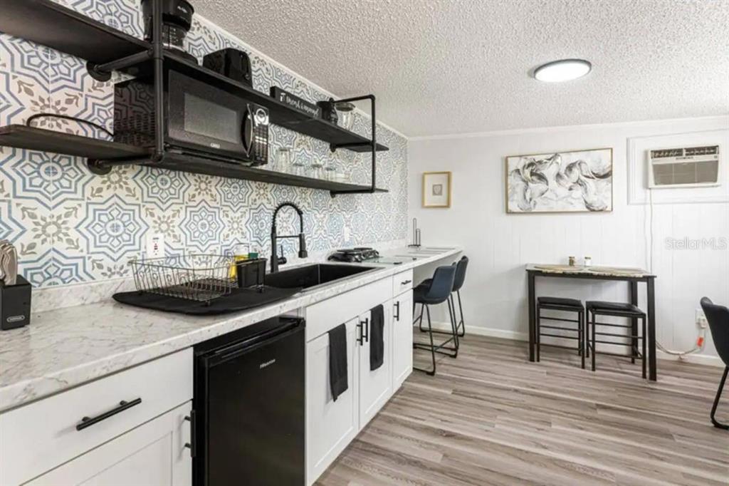 1214 North Pine Hills Road Orlando, FL 32808 - Photo 26 of 36